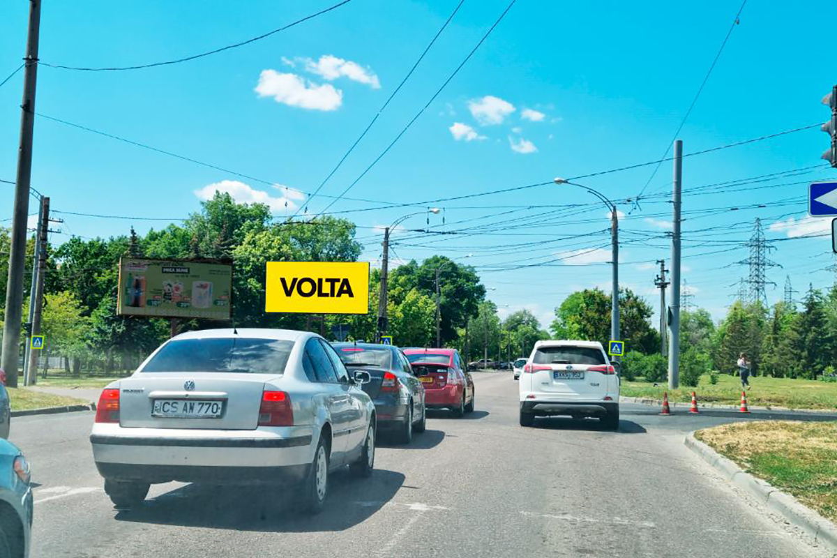 Ул. Вадул луй Водэ/ул. Мештерул Маноле